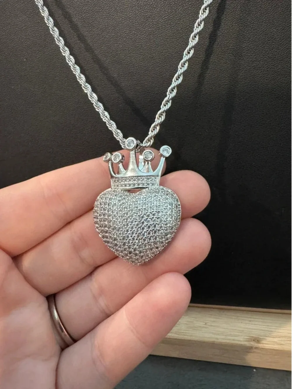 24” twisted chain with heart crown bling pendant